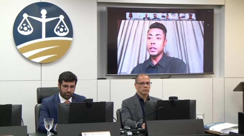 Bruno Henrique, do Flamengo, participa por videoconferncia de julgamento no STJD  Foto: Reproduo / TV Globo