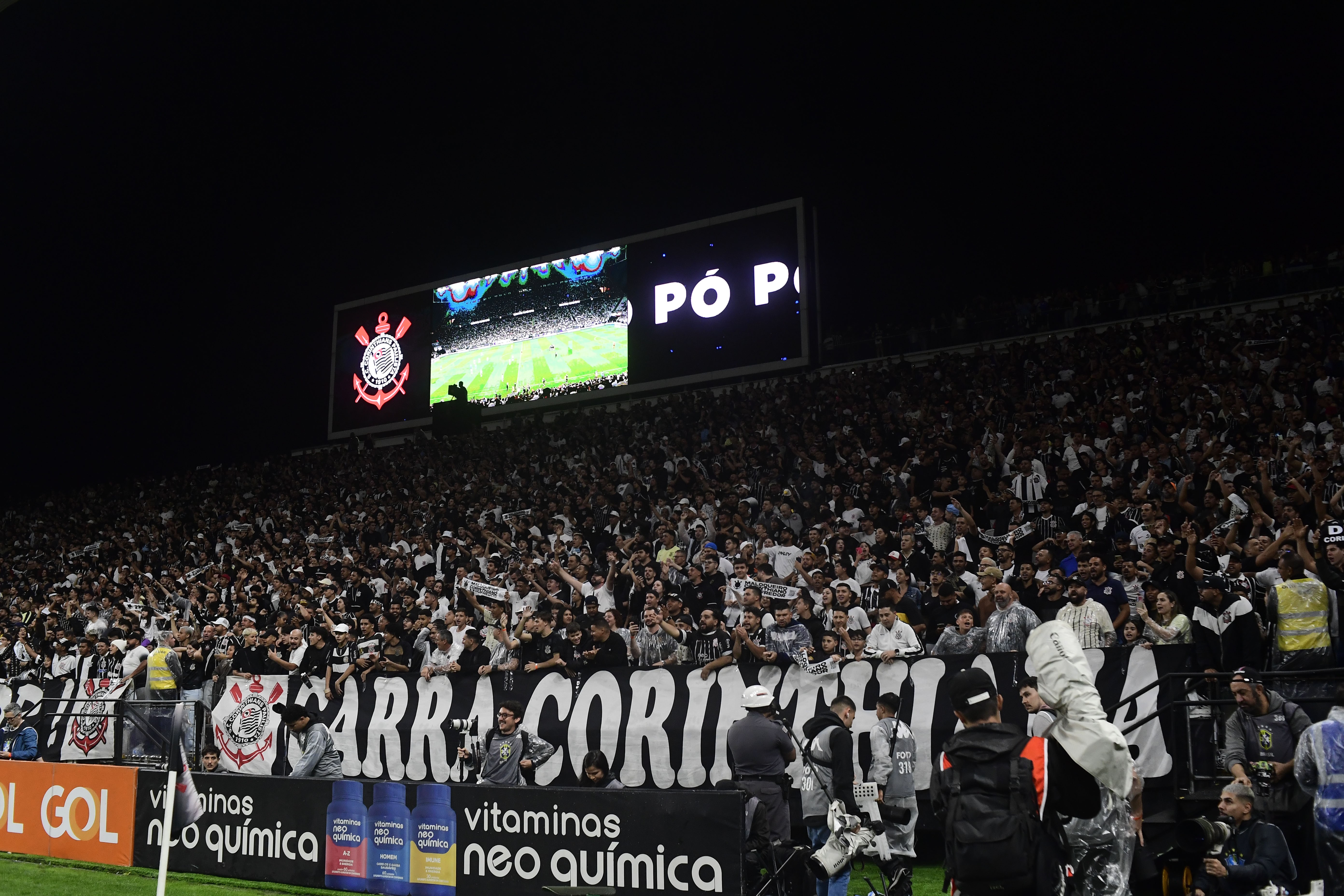 Dificuldades na Compra de Ingressos no Corinthians: Cambismo e Denúncias no Fiel Torcedor