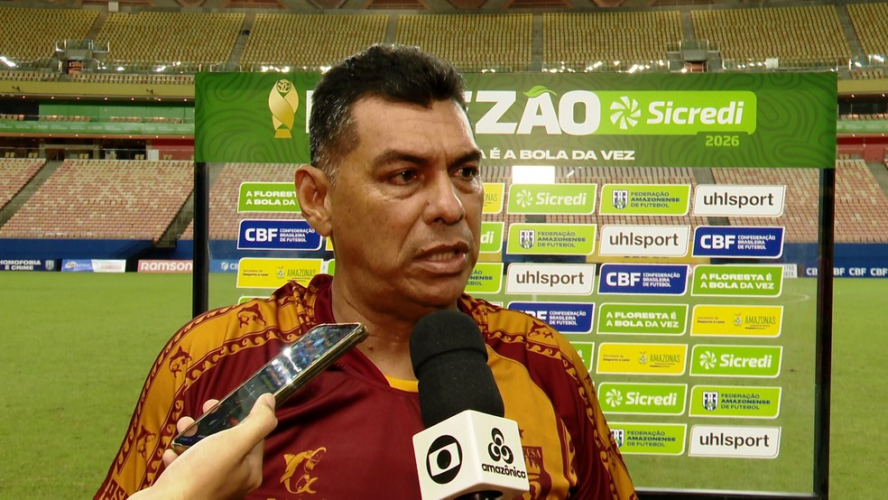 Marquinhos Piter, t&eacute;cnico do Princesa do Solim&otilde;es &mdash; Foto: Reprodu&ccedil;&atilde;o/Rede Amaz&ocirc;nica