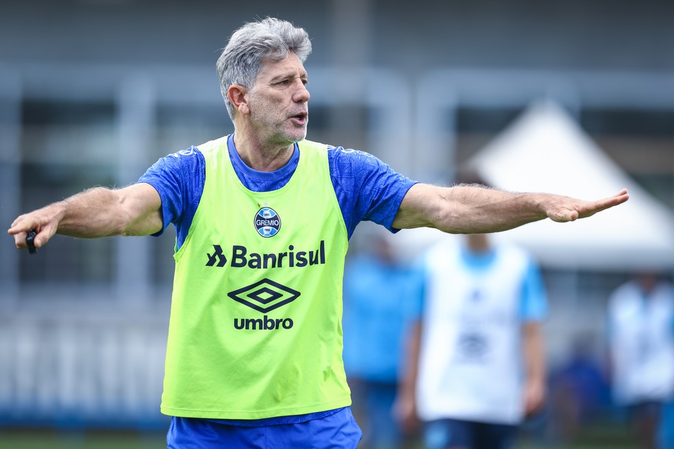 Renato define time do Grêmio para enfrentar o Fortaleza — Foto: Lucas Uebel/Grêmio FBPA