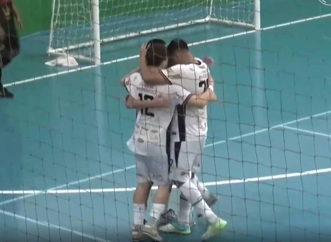 Criciúma vence Floripa em jogo de 10 gols pelo Catarinense de Futsal