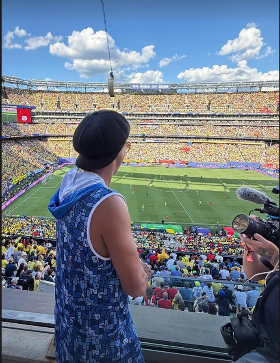 Ronaldinho Gaúcho acompanha estreia do Brasil na Copa do Mundo