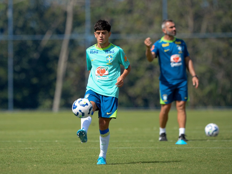 Filho de Fagner, Henrique Lemos na Seleção — Foto: Duda Prado/CBF