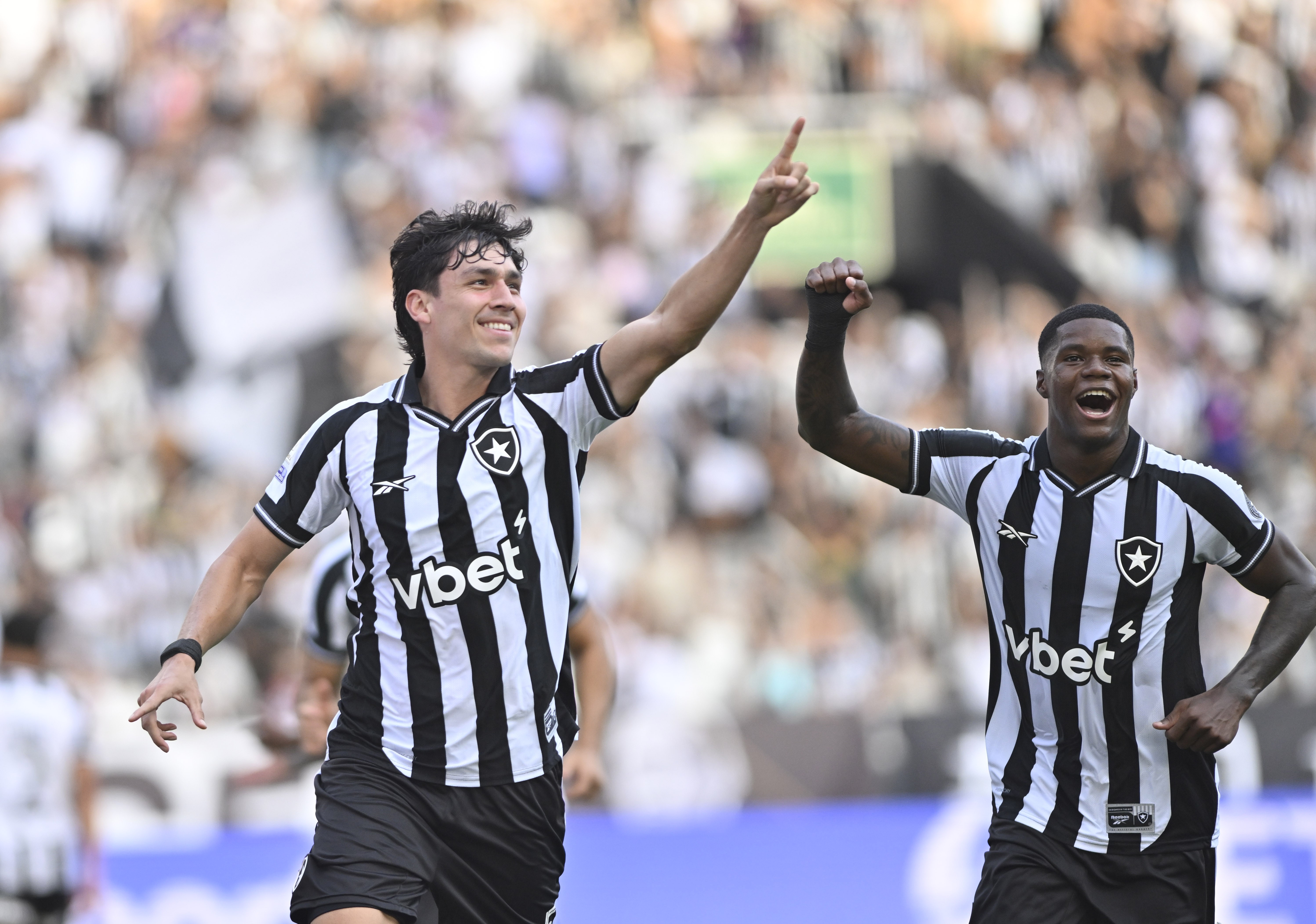 Radar dos estrangeiros: quem mais jogou e quem teve menos chances no rodízio de Franclim no Botafogo | Ge