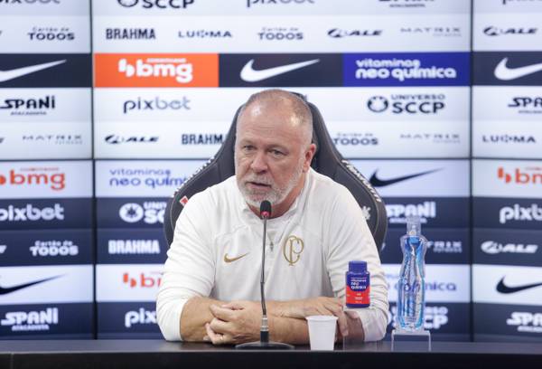 Corinthians beneficiado pela arbitragem? Mano esclarece frase polêmica: Eu visto a camisa