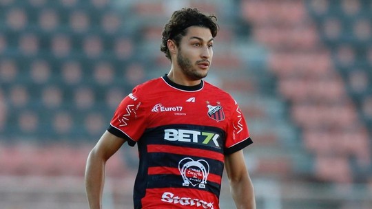 Marcinho celebra "assistência" em vitória do Ituano e destaca versatilidade