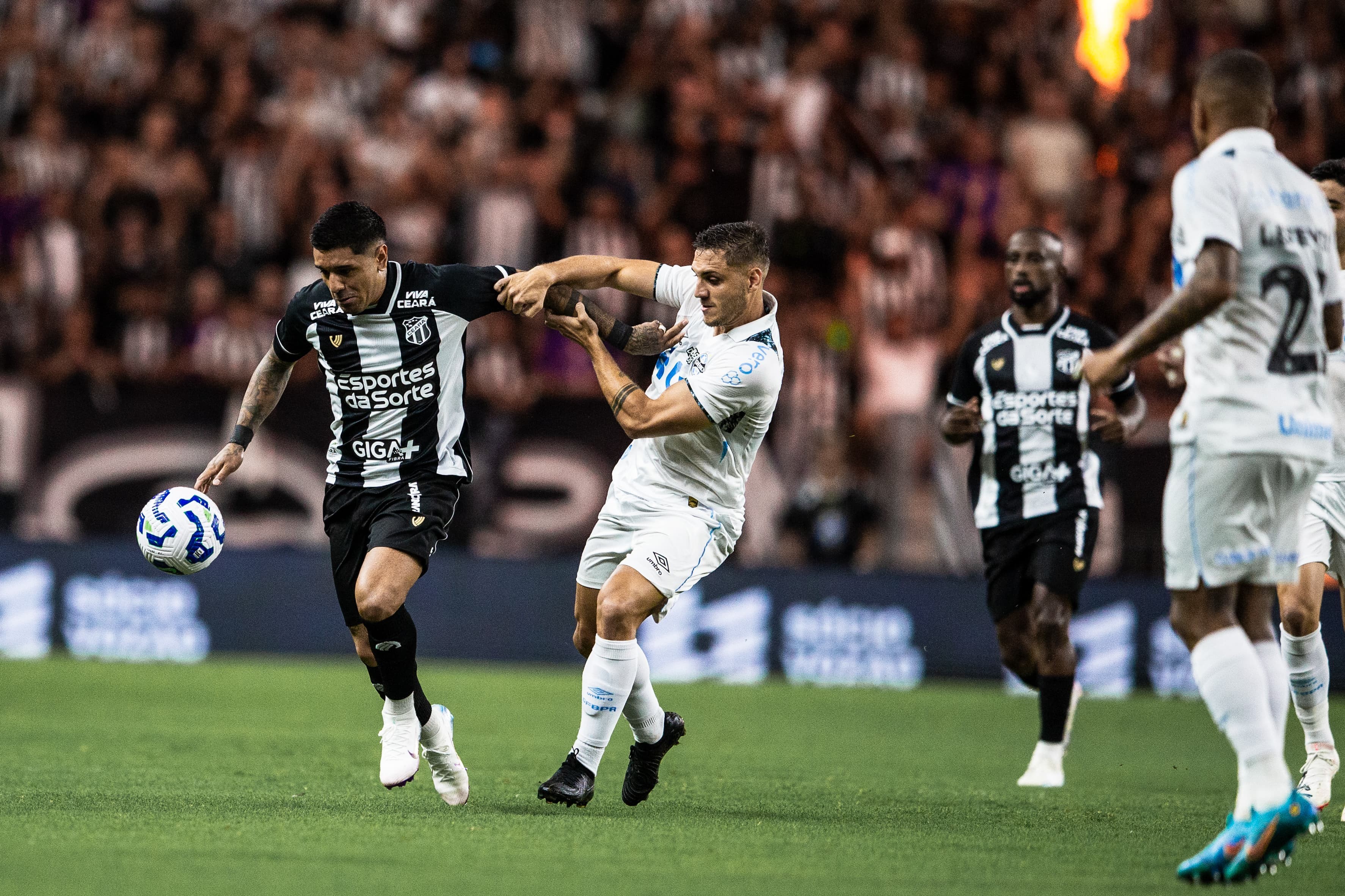 Desempenho: Grêmio enfrenta derrota no Brasileirão; confira as notas dos jogadores.