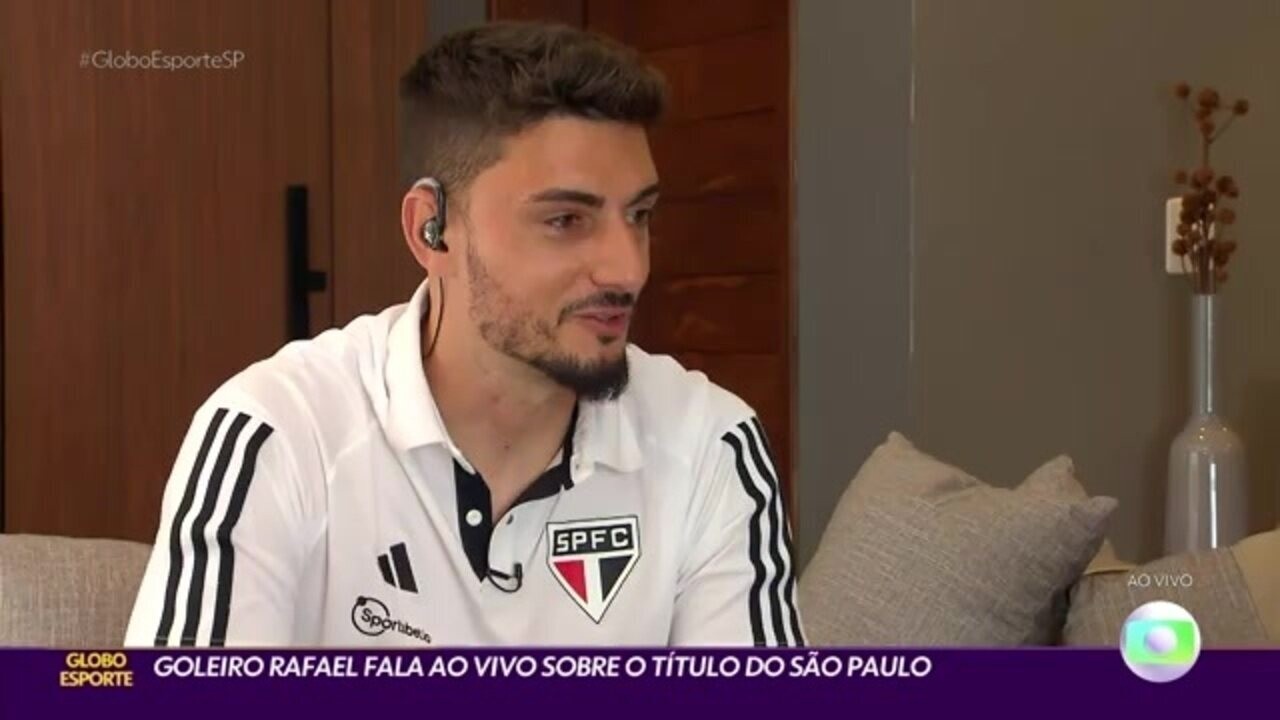 Papai campeão: Rafael celebra 