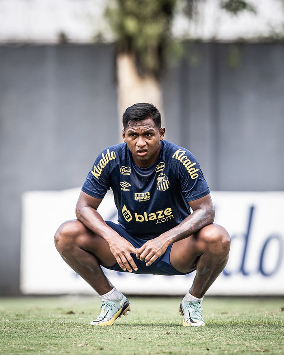 Morelos durante treino do Santos — Foto: Raul Baretta/ Santos FC