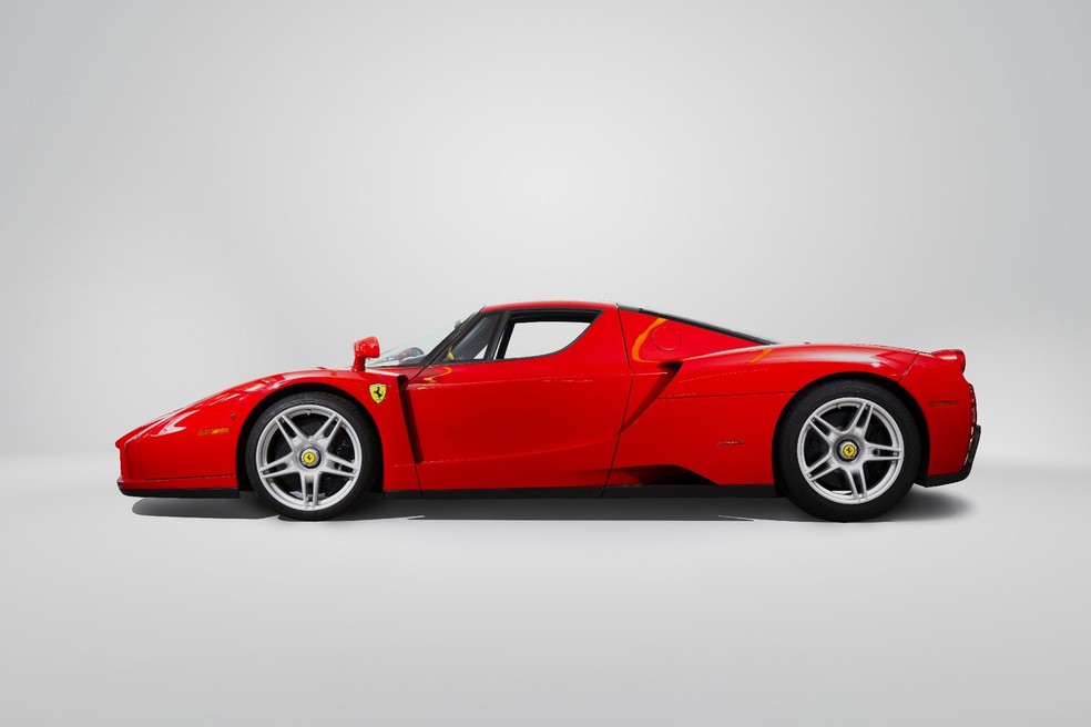 Fernando Alonso vendeu Ferrari Enzo em leil&atilde;o por mais de R$ 28 milh&otilde;es &mdash; Foto: Divulga&ccedil;&atilde;o/Monaco Car Auctions
