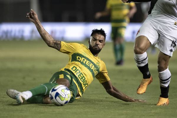 Corinthians está perto de contratar Raniele, do Cuiabá, e ainda quer outro volante