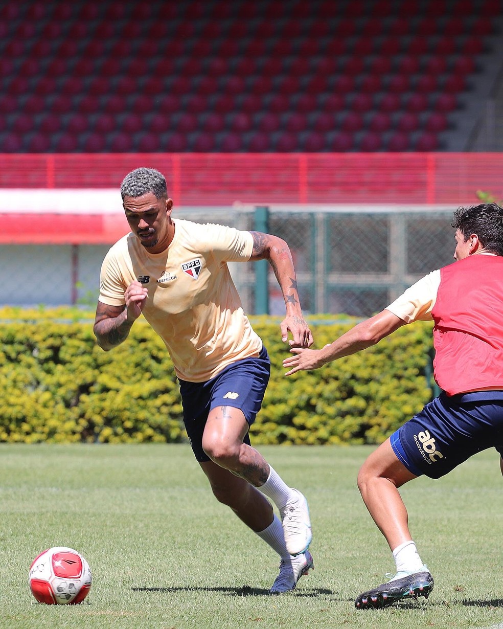 Luciano em treino do São Paulo — Foto: Divulgação / São Paulo