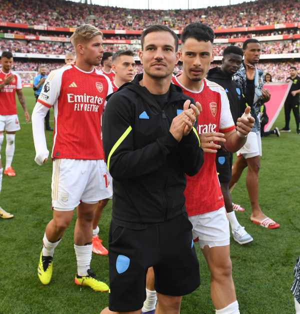 REFORÇO DE PESO! São Paulo avalia contratação do lateral Cédric Soares, diz presidente do clube