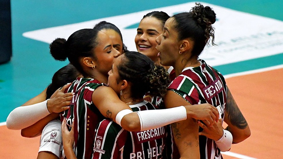 Fluminense comemora vitória do set sobre Osasco — Foto: Mailson Santana/FFC