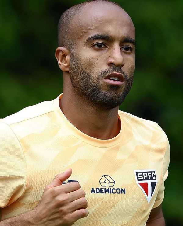 Lucas se prepara para retorno ao São Paulo após treinar com elenco.