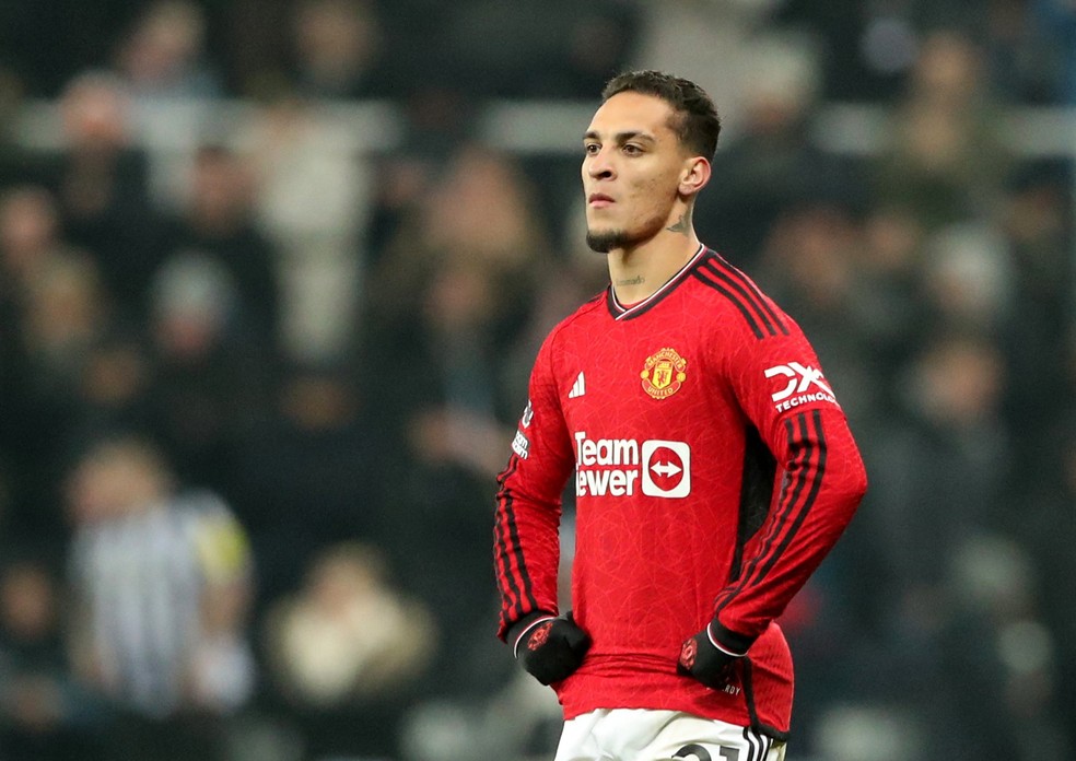 A CAMINHO DO BRASIL?? Antony pode deixar Manchester United e destino pode ser clube brasileiro