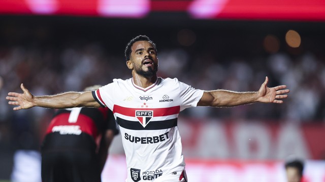 São Paulo x Flamengo gol Danielzinho