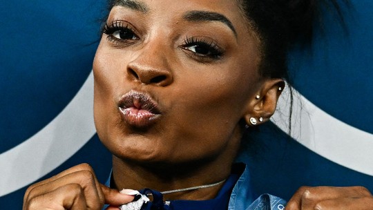 Simone Biles ostenta colarbwin bonus boas vindasmelhor da história após ouro nas Olimpíadas: "Uma espéciebwin bonus boas vindasode"