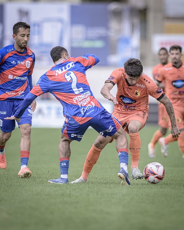 Santa Catarina vence o Marcílio Dias e é líder da Copa SC
