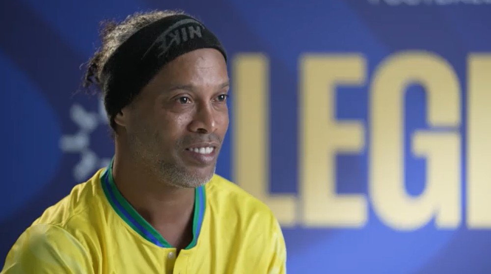 Ronaldinho vê Seleção forte e torce por Neymar na Copa: “Pode ajudar muito”
