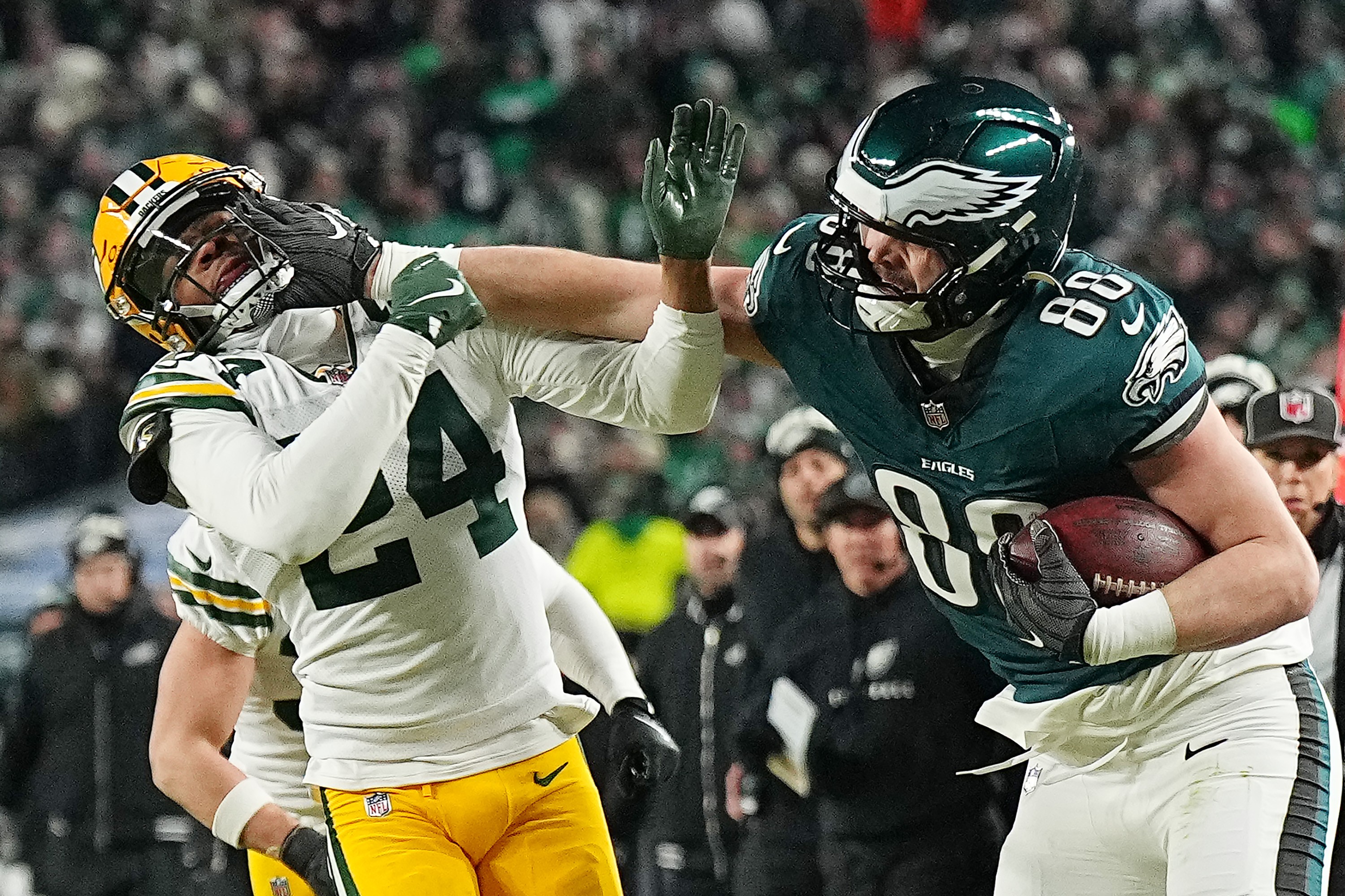 NFL: em jogo dominado pelas defesas, Eagles vencem Packers