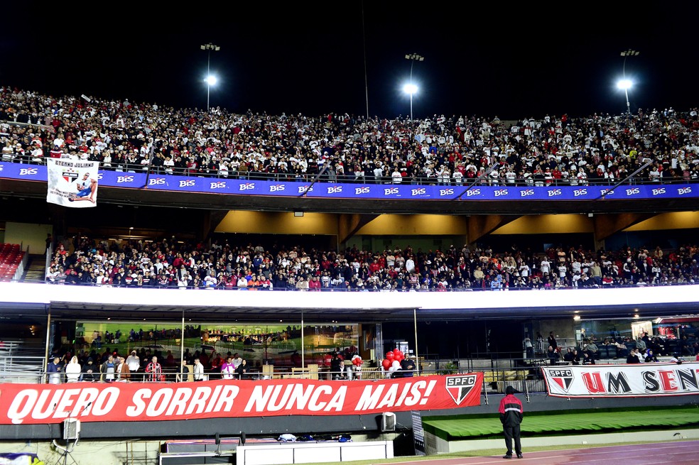 Torcedores no Morumbis em Corinthians x São Paulo pelo Campeonato Brasileiro