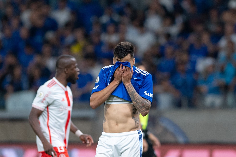 Kaio Jorge lamenta pênalti perdido em Cruzeiro x Inter
