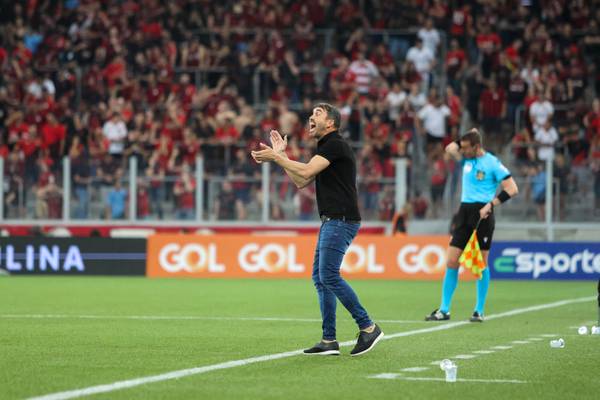 Onde vai passar o jogo do ATHLETICO-PR X INTERNACIONAL hoje (21/09)? Passa  na GLOBO ou SPORTV? Veja onde assistir ATHLETICO-PR X INTERNACIONAL ao vivo  com imagens - Portal da Torcida