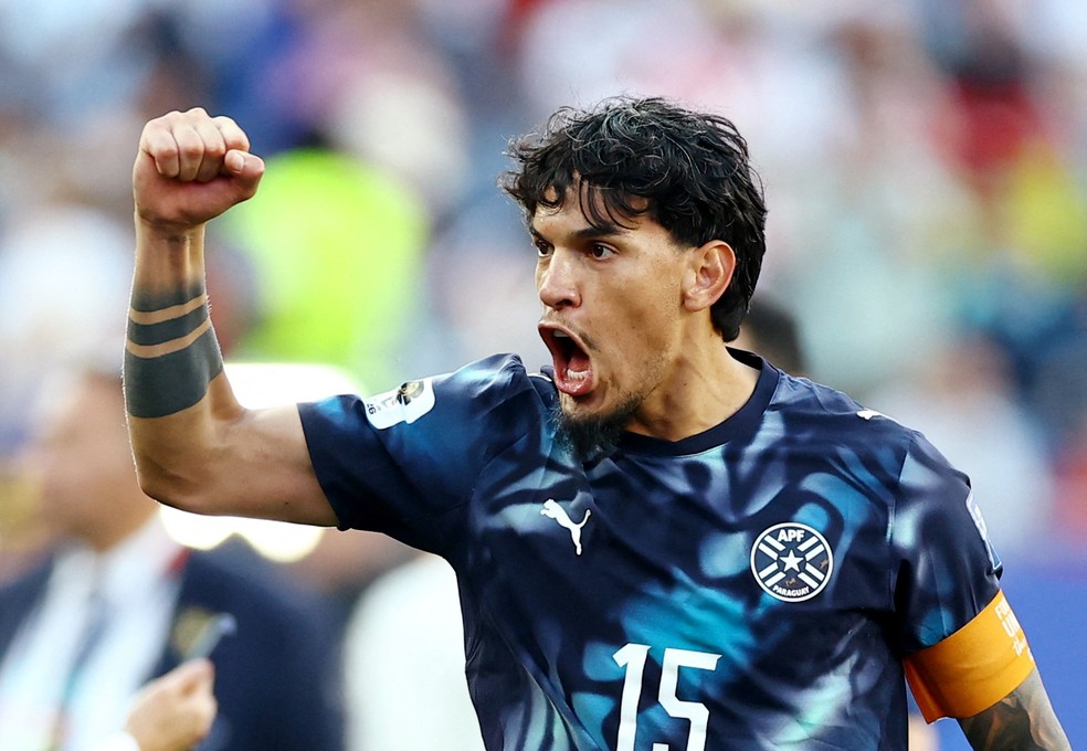 Gustavo Gomez - zagueiro do Paraguai