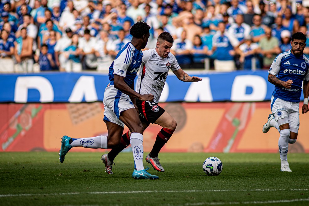 Renato Kayzer em Cruzeiro x Vitória — Foto: Victor Ferreira / EC Vitória