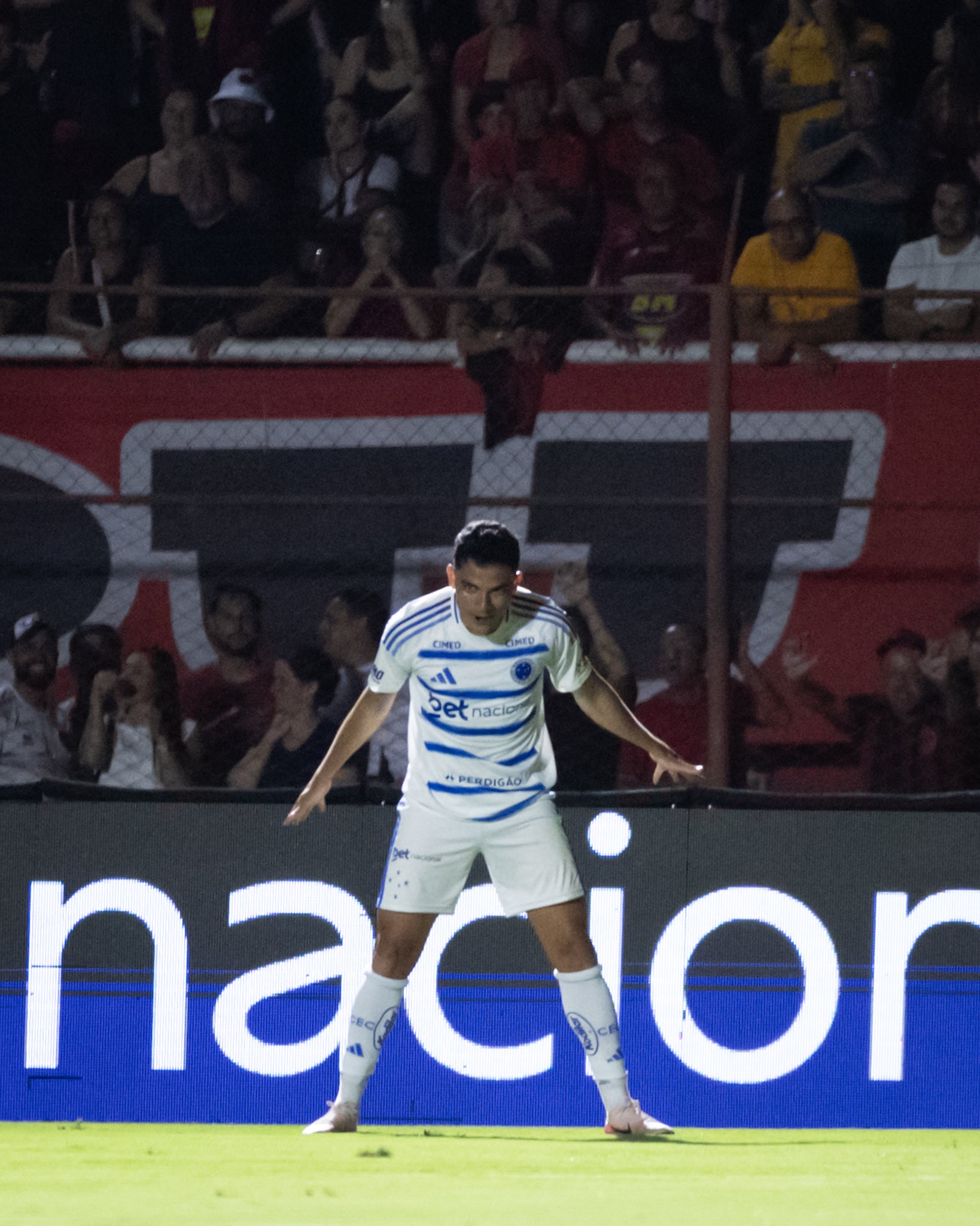 Cruzeiro avança no Mineiro e vence no NBB, mas Rio Claro tropeça