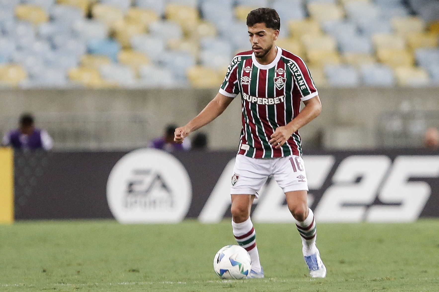 Fluminense acerta renovação de empréstimo de Nonato