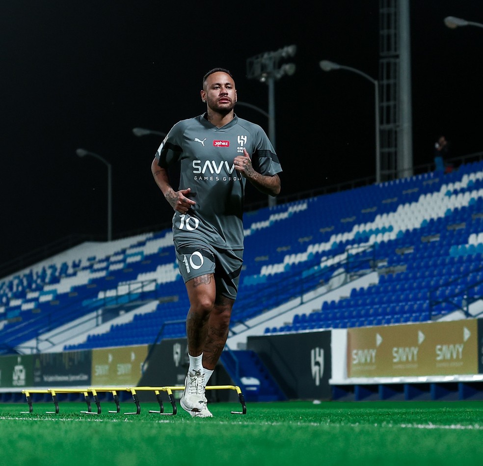 Neymar em treino no Al-Hilal —