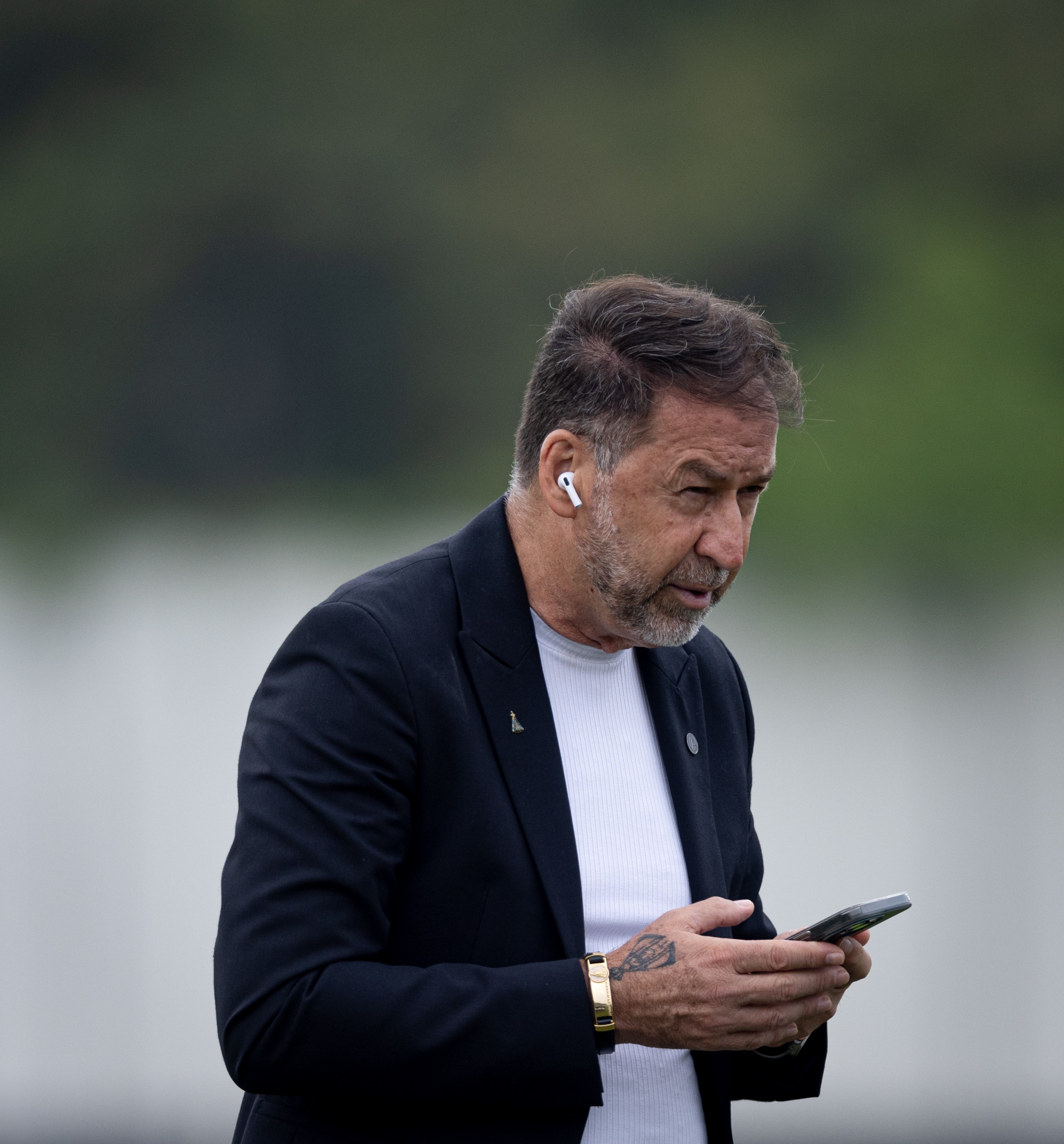 Corinthians encerra 2024 com déficit financeiro e alerta sobre dívida bilionária