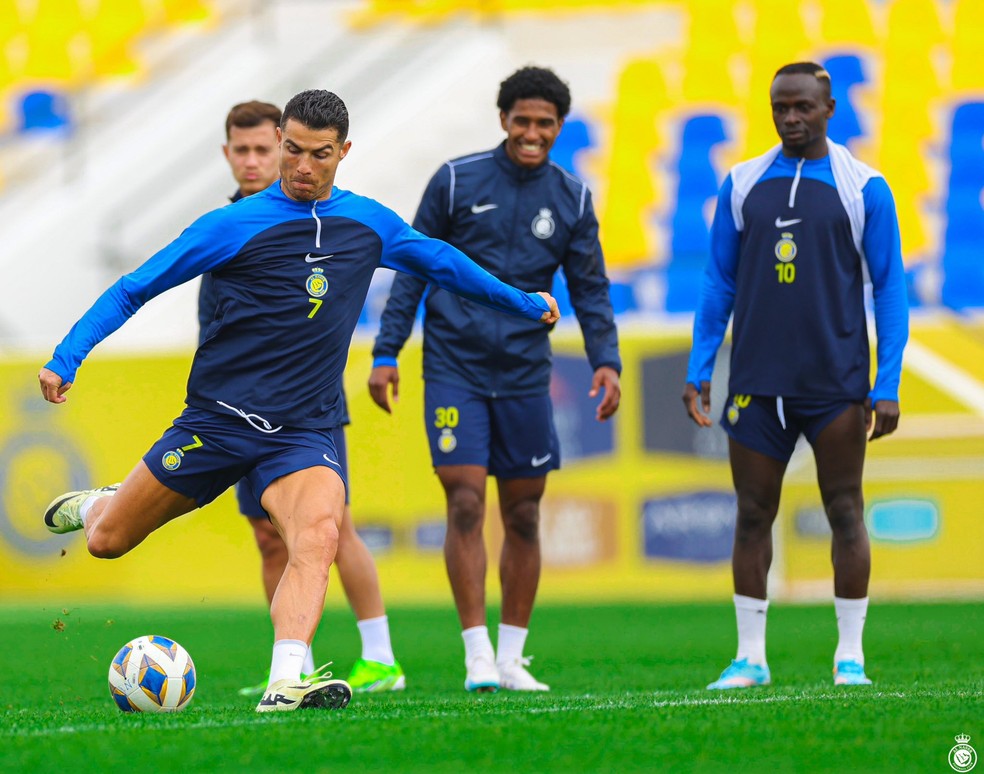 Cristiano Ronaldo e Mané em treino do Al-Nassr — Foto: Divulgação