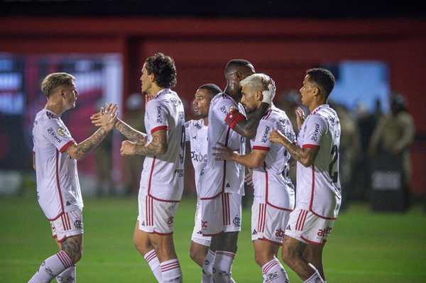 DESTAQUES! Veja as notas da partida entre Flamengo e Vitória