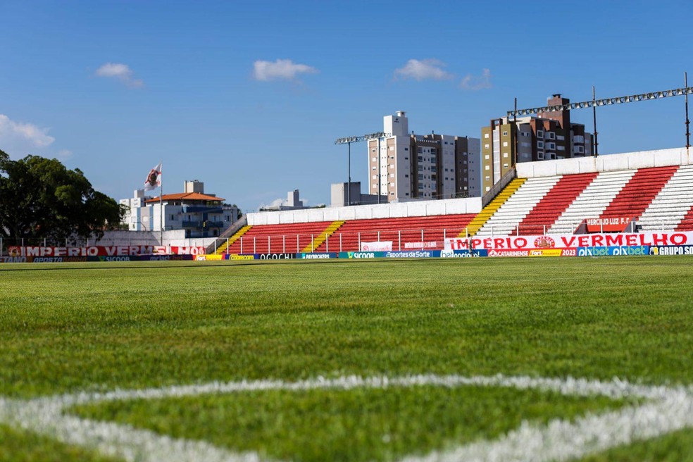 Estádio Dr. Anibal Torres Costa, em Tubarão, casa do Hercílio Luz — Foto: William Lampert/Hercílio Luz FC