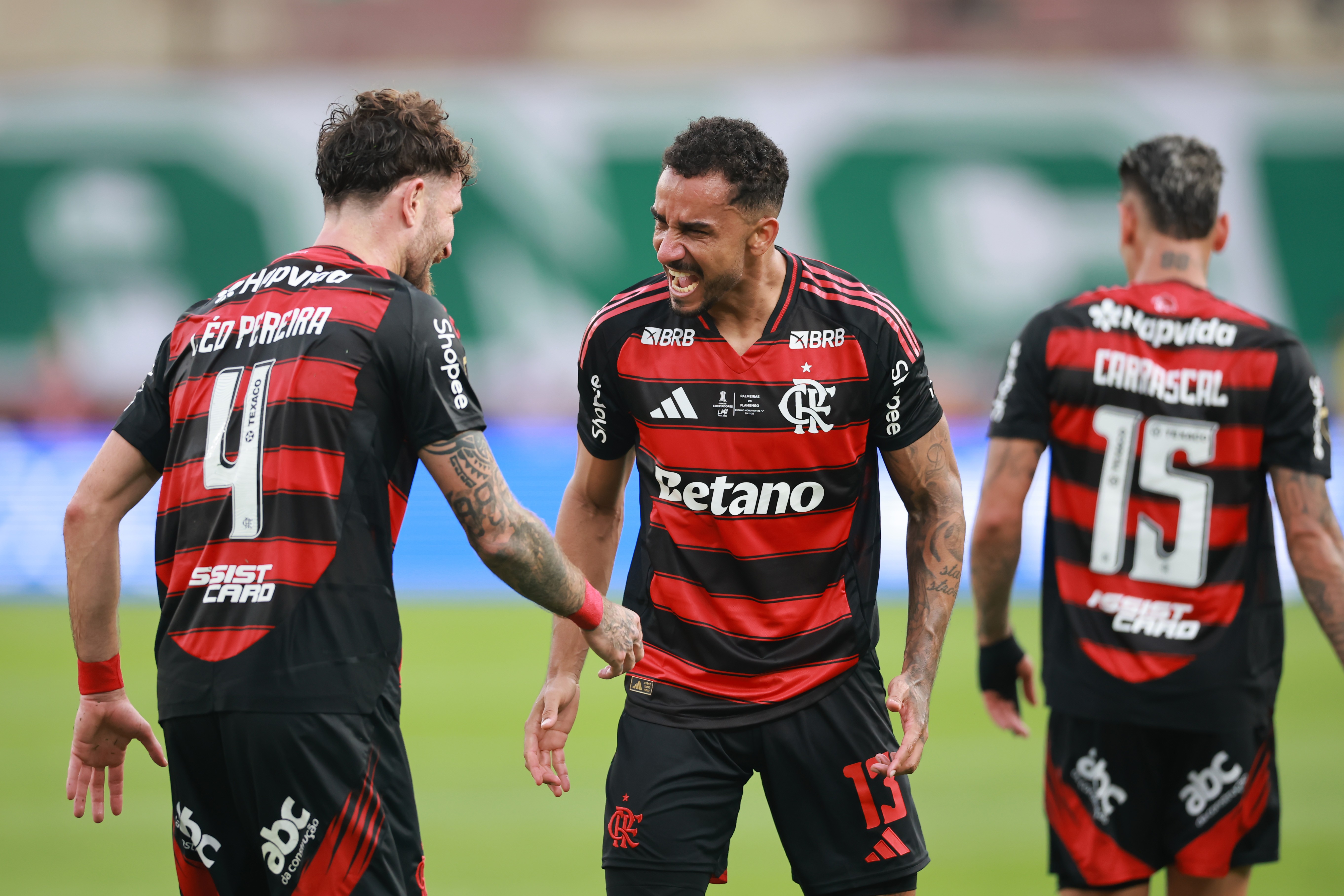 Flamengo conversa com CBF e tenta adiamento de jogo contra o Coritiba
