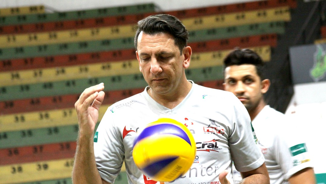 Renasce Voleibol Sorocaba enfrenta o ADC Bradesco em Osasco nesta