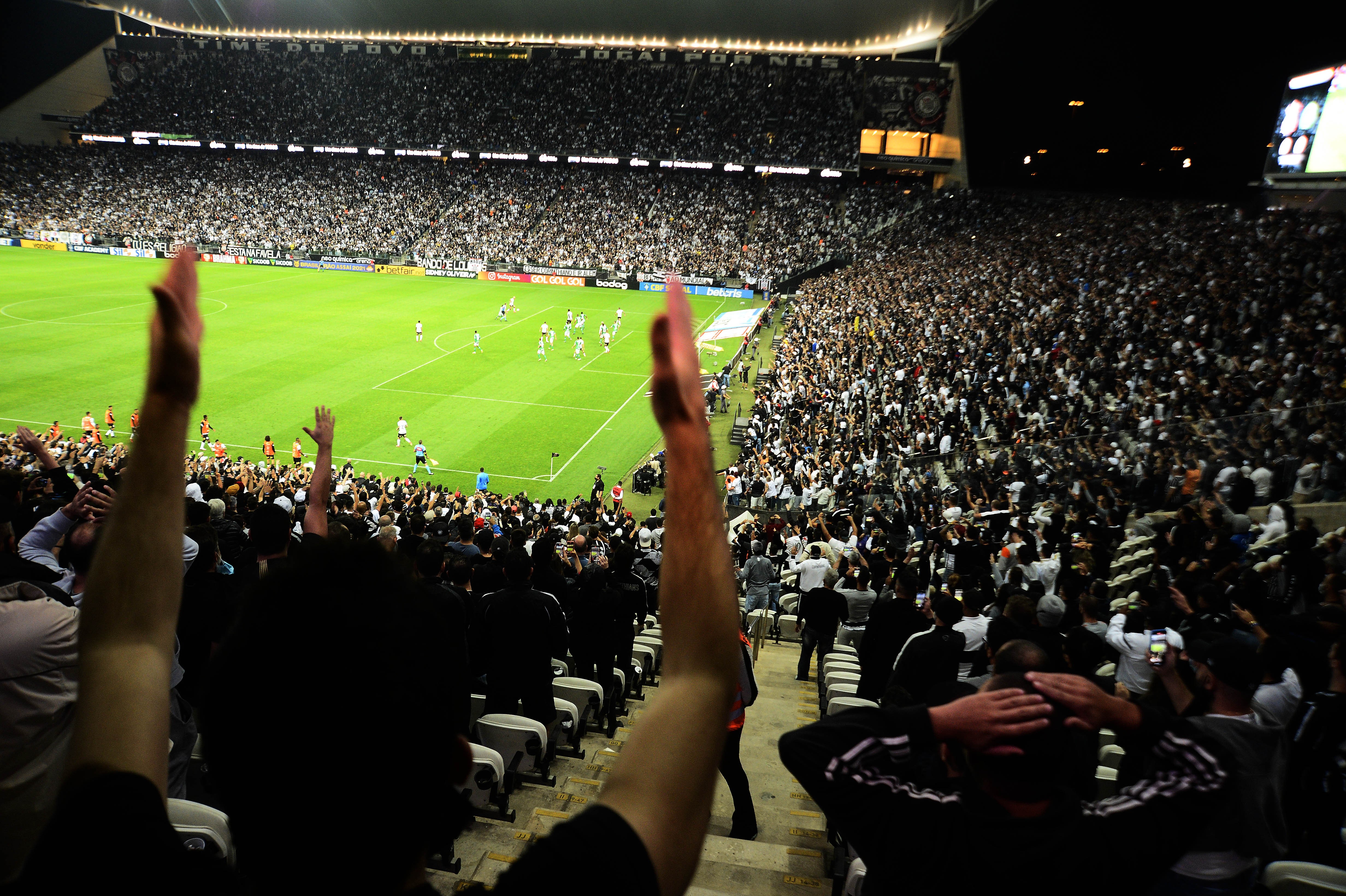 Corinthians é quem mais arrecada com bilheteria no Brasil em 2022 ...