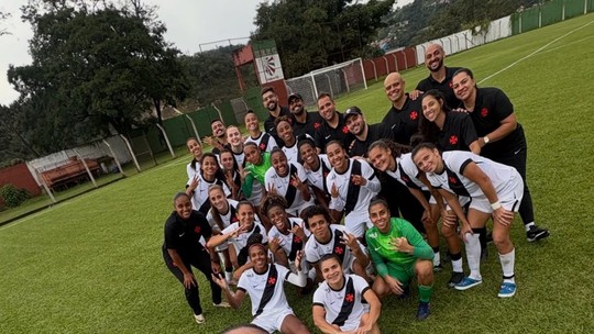 Vasco lidera Feminino A2 com 100% e registra melhor início de sua história