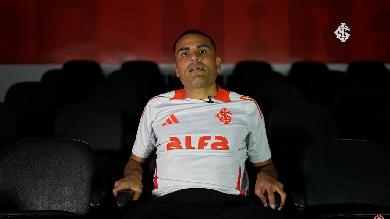 O que Roger Machado diz sobre os movimentos do Inter no mercado