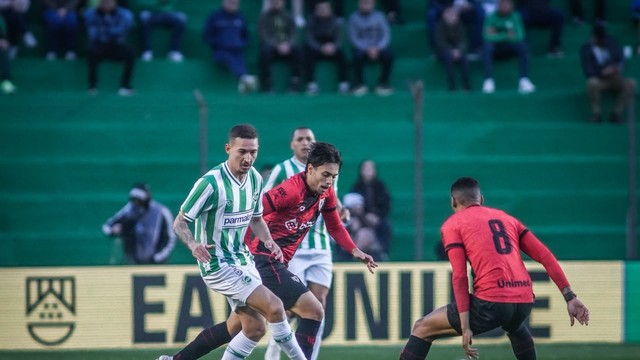 Juventude e Atlético-GO empataram em 2 a 2 no Alfredo Jaconi