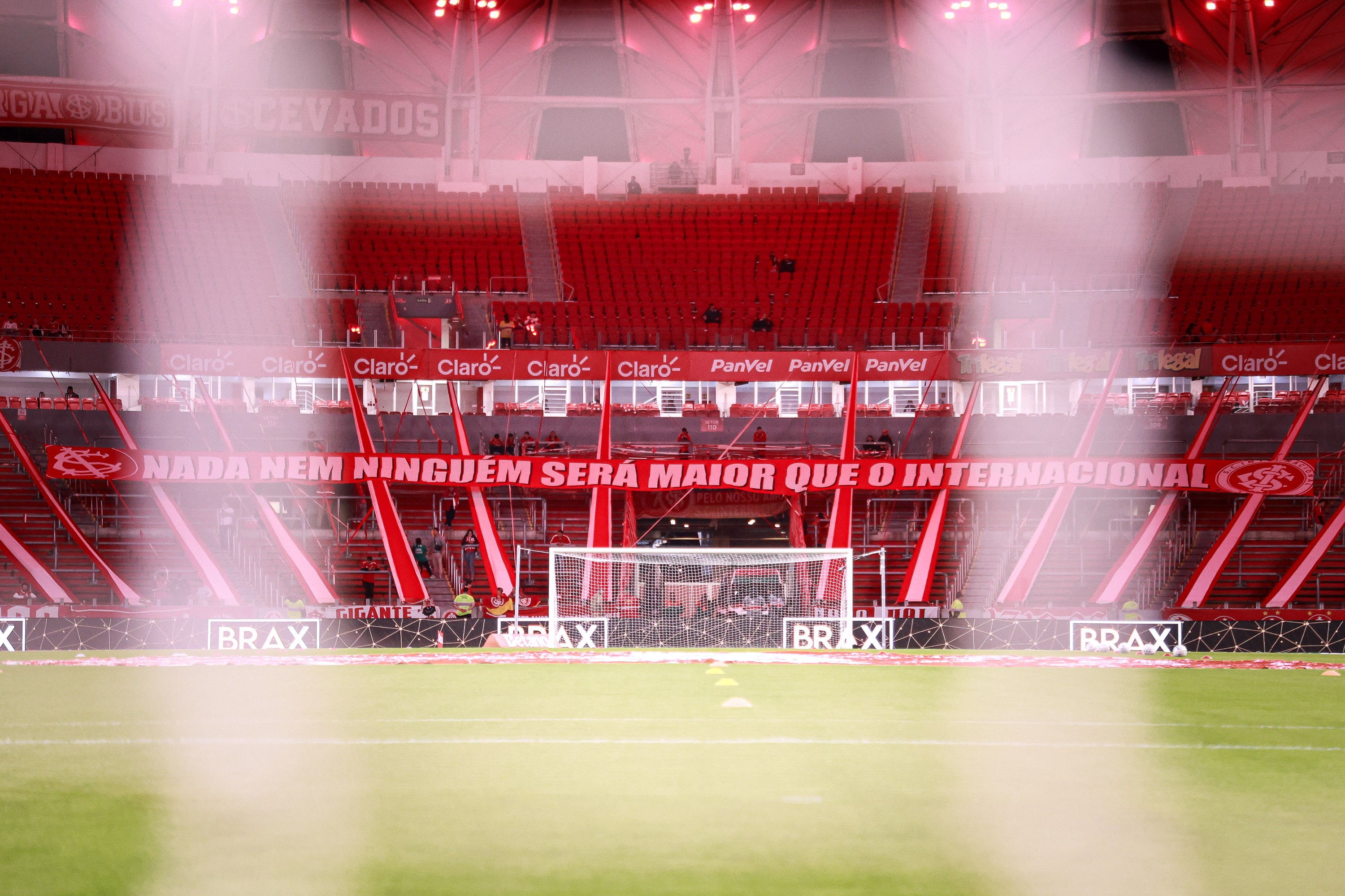 Inter x Flamengo: onde assistir ao vivo, horário e escalações
