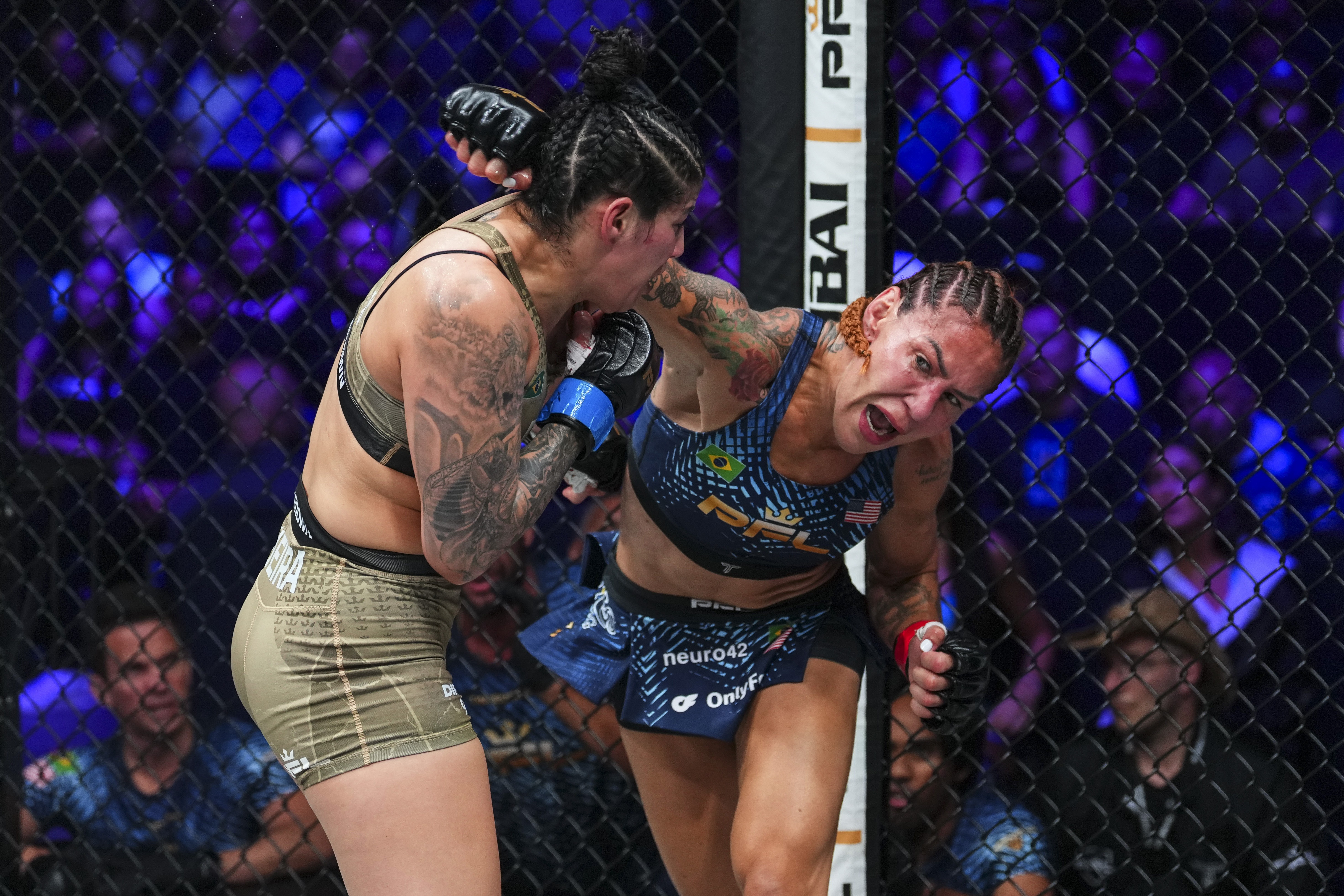 Cris Cyborg vence Ketlen Vieira por pontos na PFL