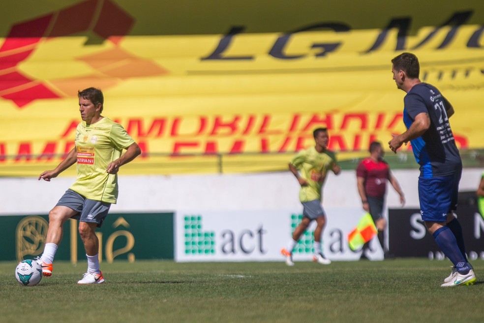 Ídolos do Guarani comandam jogo beneficente no Brinco de Ouro