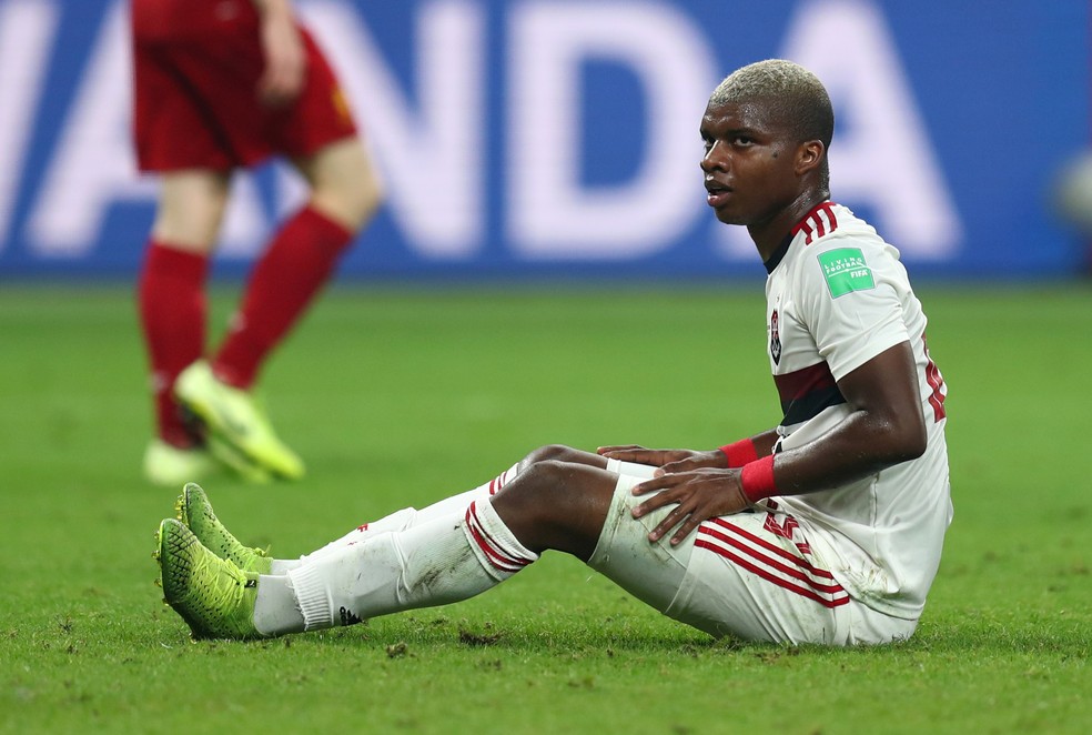 Lincoln afirma que finalização contra o Liverpool não era fácil  — Foto: REUTERS/Ibraheem Al Omari