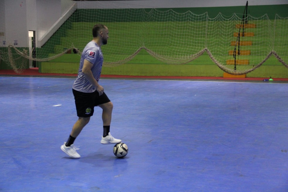 Trabalhos do Dracena retornaram ao Alaor Ferrari após colocação do piso modular — Foto: Dracena Futsal/Divulgação