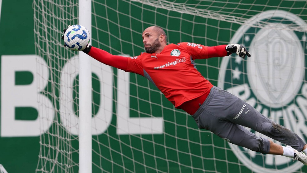 Marcelo Lomba durante treino do Palmeiras na Academia de Futebol  Foto: Cesar Greco