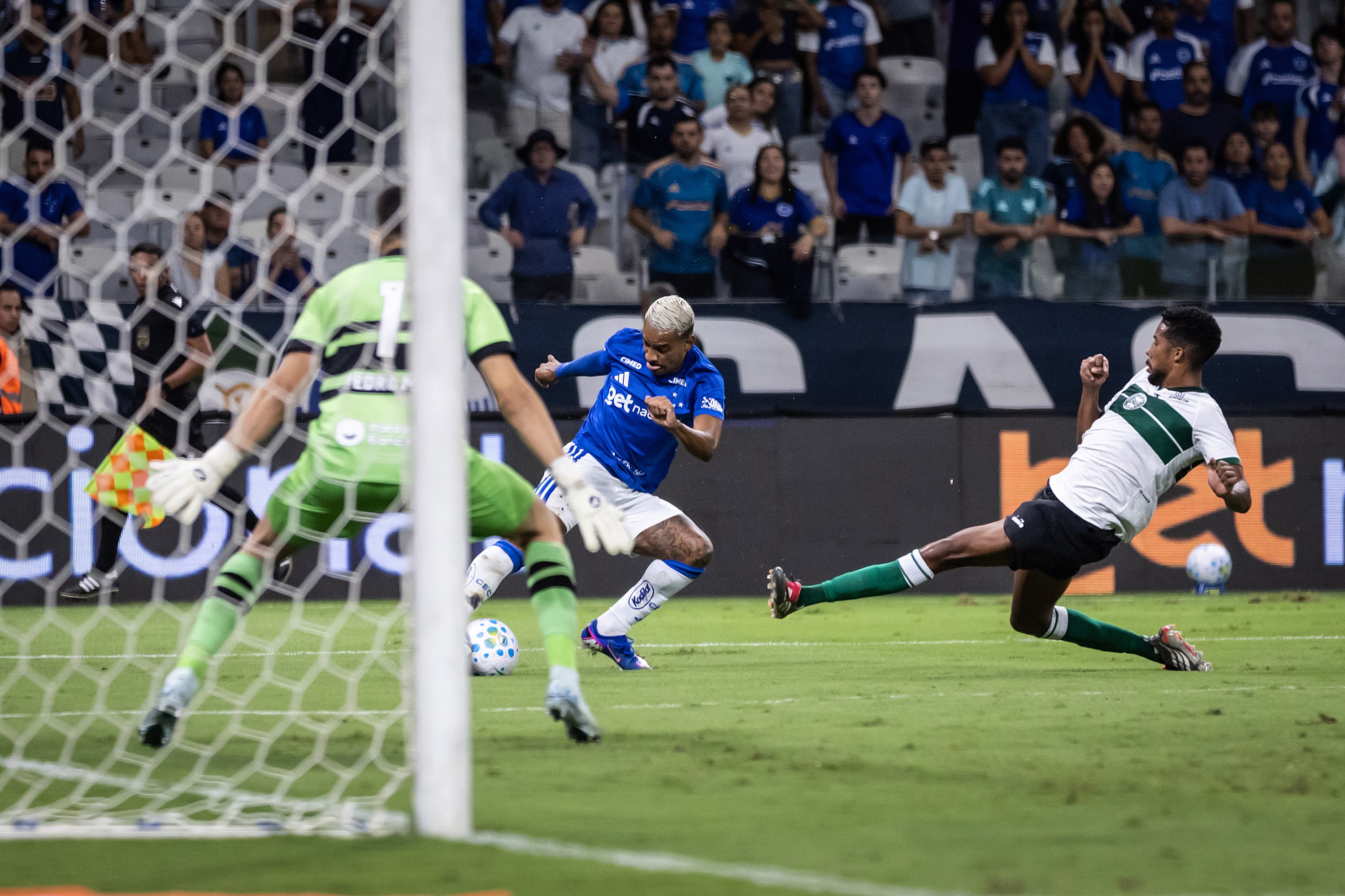 Coritiba x Cruzeiro: o que esperar do jogo e como chegam os times; assista ao vídeo